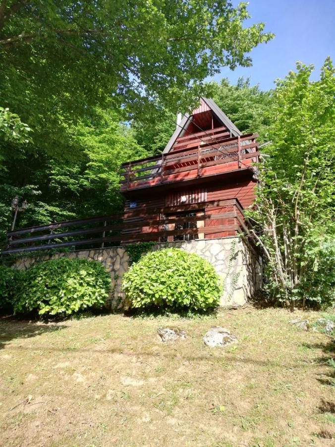 Holiday Home Mreznica Gornji Zvecaj ภายนอก รูปภาพ