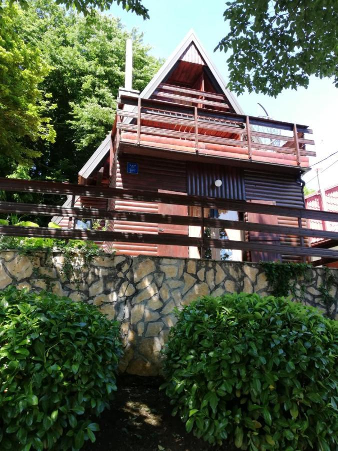 Holiday Home Mreznica Gornji Zvecaj ภายนอก รูปภาพ