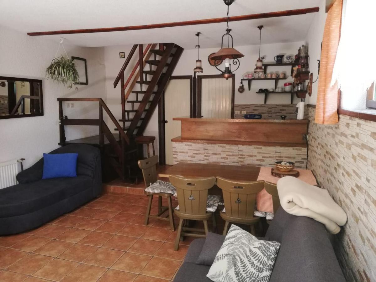 Holiday Home Mreznica Gornji Zvecaj ภายนอก รูปภาพ
