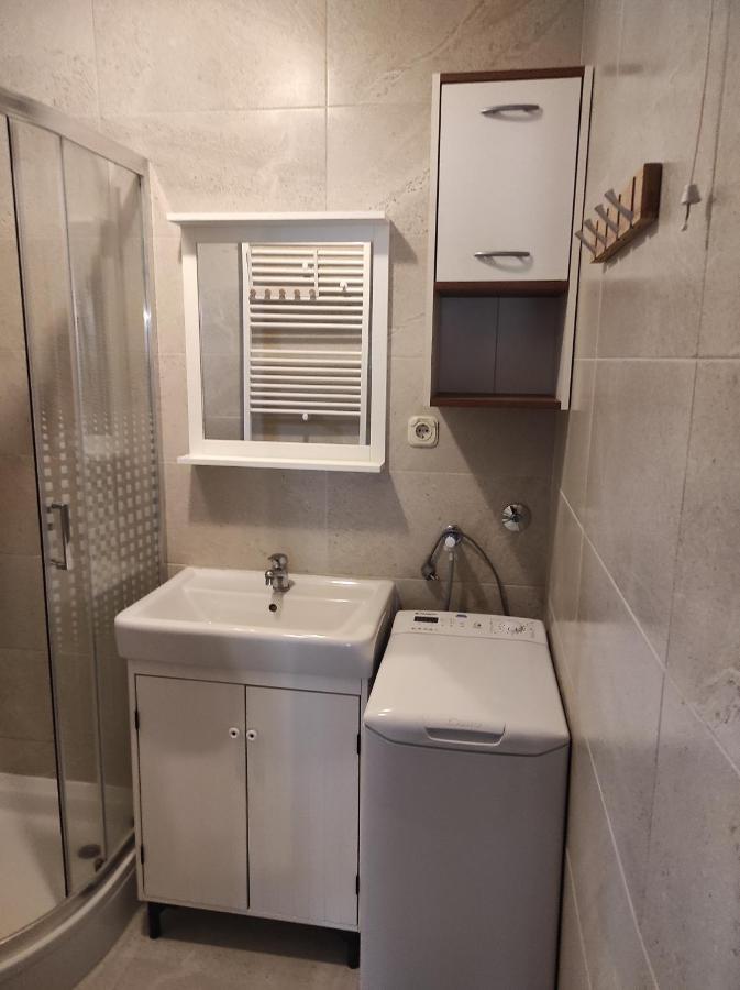 Holiday Home Mreznica Gornji Zvecaj ภายนอก รูปภาพ
