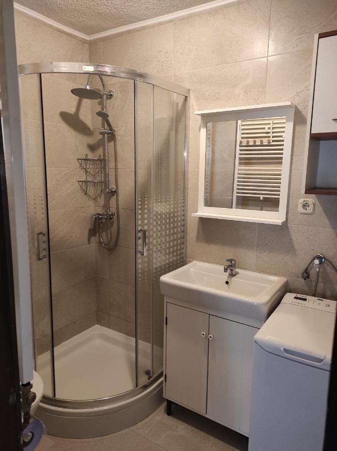 Holiday Home Mreznica Gornji Zvecaj ภายนอก รูปภาพ