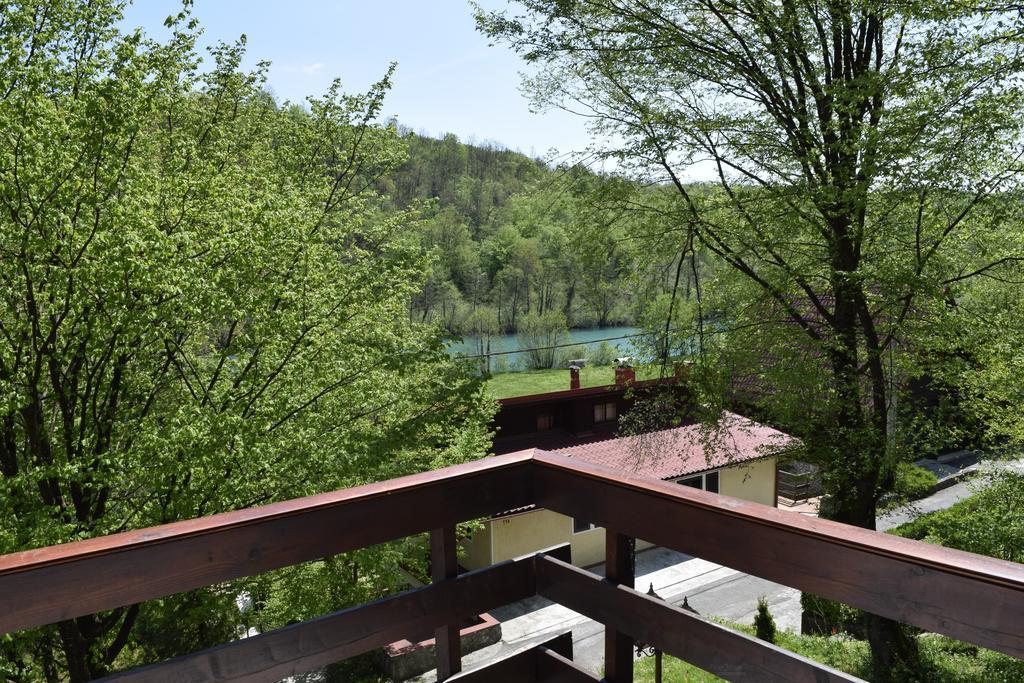 Holiday Home Mreznica Gornji Zvecaj ห้อง รูปภาพ