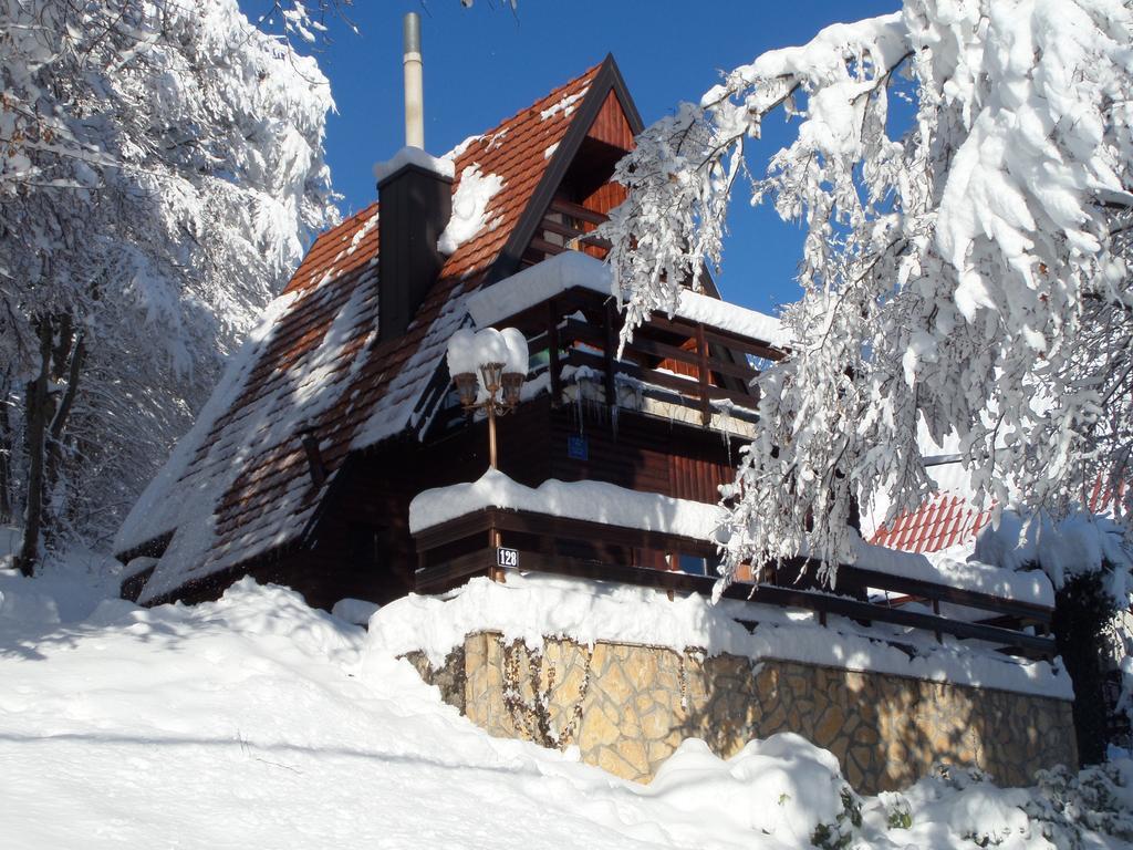 Holiday Home Mreznica Gornji Zvecaj ห้อง รูปภาพ