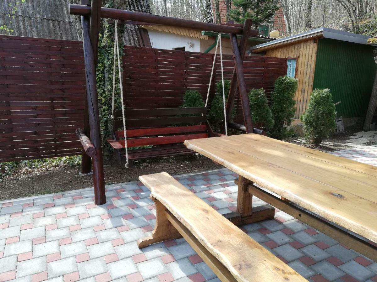 Holiday Home Mreznica Gornji Zvecaj ภายนอก รูปภาพ